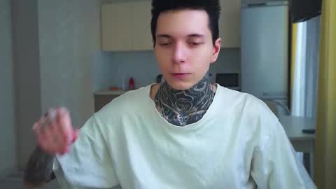 Snapshot of chillguy2k chatting on 01.31.25 Rick online show from 01.31.25