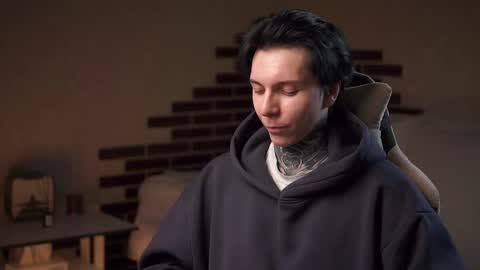 Snapshot of chillguy2k chatting on 11.28.25 Rick online show from 11.28.25