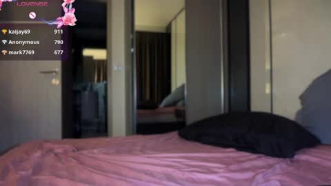 Snapshot of chillstella chatting on 04.14.26 Call me Stelz online show from 04.14.26