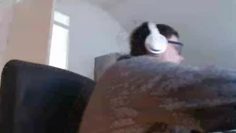 chillzonecam online show from 10.17.25