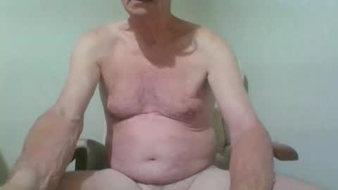 Snapshot of chipper341596 chatting on 05.24.26 chipper341596 online show from 05.24.26