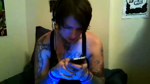 chl0efromthestars online show from 10.23.25