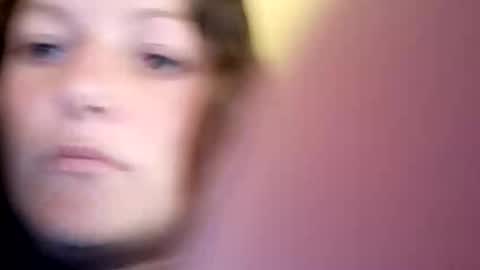 Snapshot of chlo_show22 chatting on 12.21.25 Chlo show online show from 12.21.25