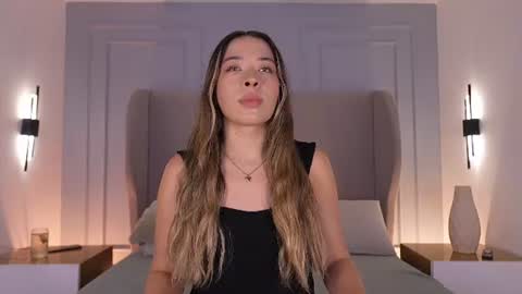 Chloe online show from 07.18.26