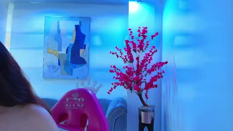 Chloe online show from 04.02.26