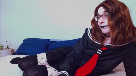 Snapshot of chloe_dusk chatting on 09.23.25 your gal chlo online show from 09.23.25