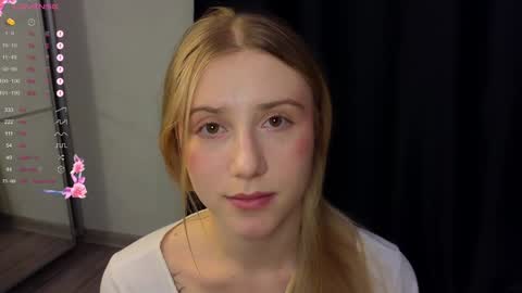 Arianaa Mourrr online show from 01.21.25