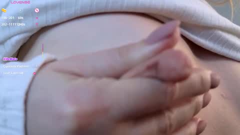 Snapshot of chloe_jeense chatting on 03.10.26 Chloe online show from 03.10.26