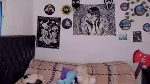 chloe_kisses online show from 09.09.25