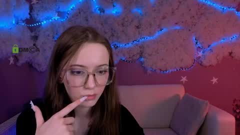 chloe_ley online show from 03.23.26