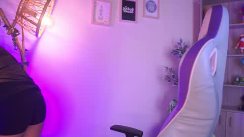 CLOE  online show from 02.02.26