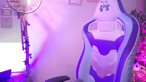 CLOE  online show from 02.27.26