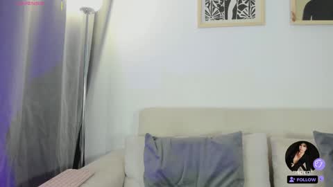 Snapshot of chloe_morgans chatting on 05.13.26 chloe online show from 05.13.26