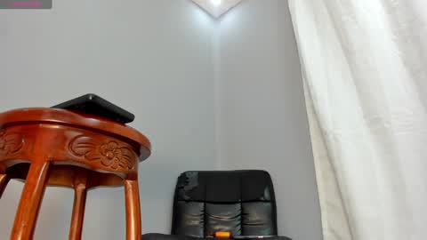 Chloe online show from 12.06.24