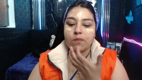 Snapshot of chloe_smith5 chatting on 06.27.26 chloe_smith5 online show from 06.27.26