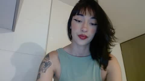 cloes  online show from 09.16.25