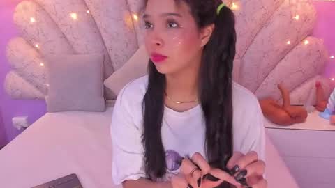   online show from 03.02.25