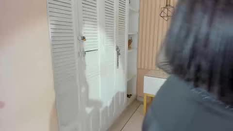   online show from 09.11.25