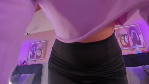 Snapshot of chloe_watson_ chatting on 02.06.26 online show from 02.06.26