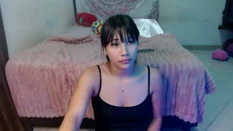 Snapshot of chloe_xsex chatting on 07.25.26 chloe_xsex online show from 07.25.26