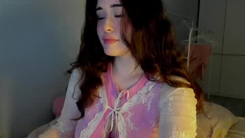 Snapshot of chloeblisss chatting on 05.07.26 My name is Chloe Like my broadcast pls online show from 05.07.26