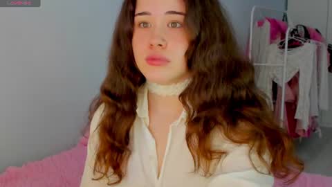 Snapshot of chloeblisss chatting on 06.19.26 My name is Chloe Like my broadcast pls online show from 06.19.26