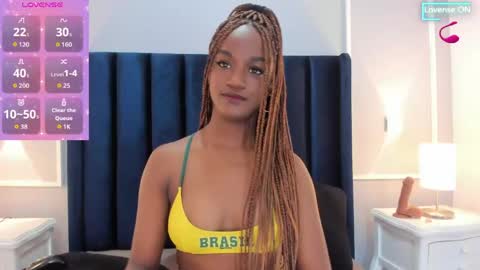Snapshot of chloebrunnie chatting on 05.22.26 CHLOE online show from 05.22.26