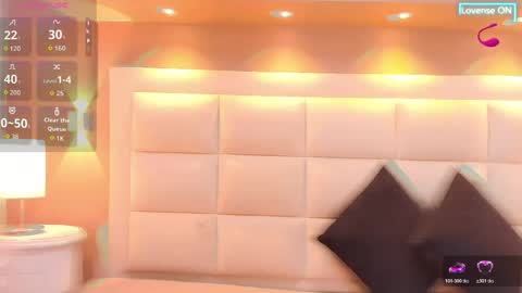 Snapshot of chloebrunnie chatting on 05.28.26 CHLOE online show from 05.28.26
