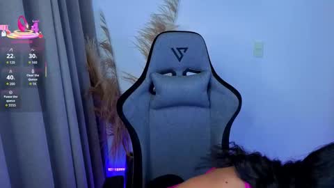 Chloe online show from 04.17.26