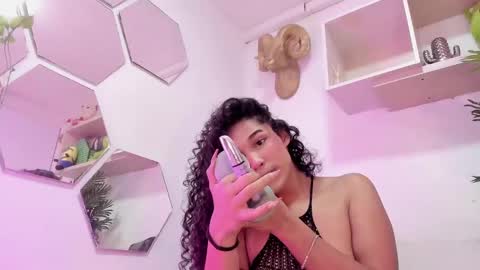 Chloe  online show from 02.10.25