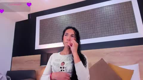 Chloe  online show from 03.24.26