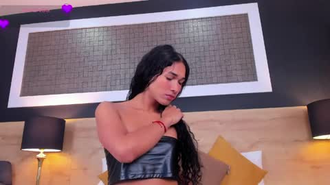 Chloe  online show from 03.29.26