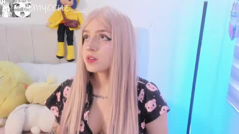 Chloe online show from 05.18.26
