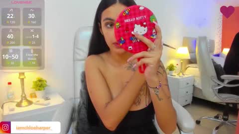 Snapshot of chloeharper_ chatting on 11.29.25 Chloe Harper online show from 11.29.25