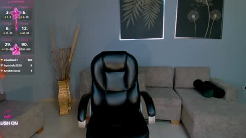 Snapshot of chloemanson chatting on 12.30.24 Chloe OF chloemanson online show from 12.30.24