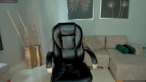 Snapshot of chloemanson chatting on 01.20.25 Chloe OF chloemanson online show from 01.20.25