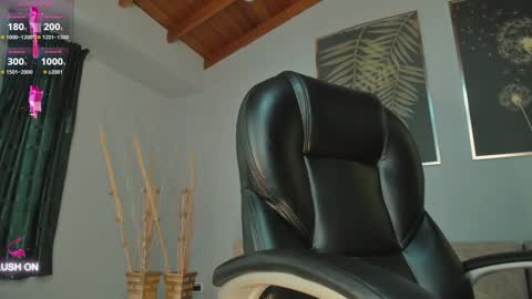 Snapshot of chloemanson chatting on 01.21.25 Chloe OF chloemanson online show from 01.21.25