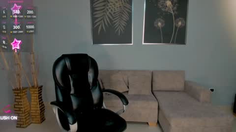 Snapshot of chloemanson chatting on 01.25.25 Chloe OF chloemanson online show from 01.25.25