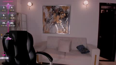 Snapshot of chloemanson chatting on 01.28.25 Chloe OF chloemanson online show from 01.28.25