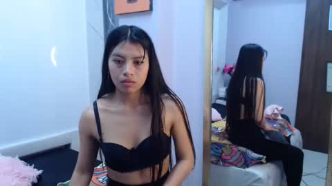 Snapshot of chloemartini_ chatting on 01.19.25 ChloeSignup For Free Join my Fan Club online show from 01.19.25