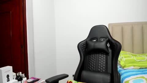 Snapshot of chloemiller__ chatting on 02.27.26 chloemiller online show from 02.27.26