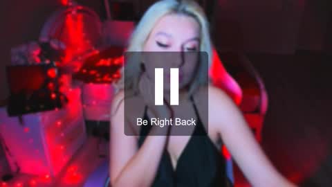 ChloeRicci online show from 10.19.25