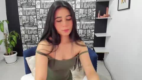 ChloeTurner  online show from 03.06.25