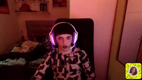 chloevenommm online show from 05.04.26