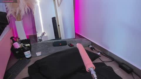 Snapshot of chlooee_ chatting on 02.01.25 Chlooe online show from 02.01.25