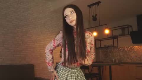 Chloe online show from 06.16.26