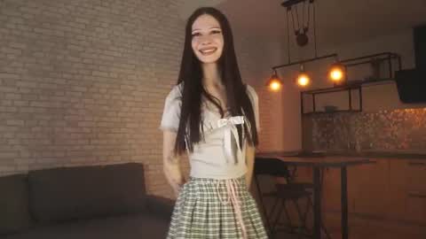 Chloe online show from 06.17.26