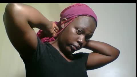 Snapshot of chocolate_queen25 chatting on 11.05.25 chocolate queen25 online show from 11.05.25