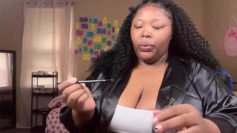 Snapshot of chocolatebunnyxx69 chatting on 07.18.26 Melina online show from 07.18.26
