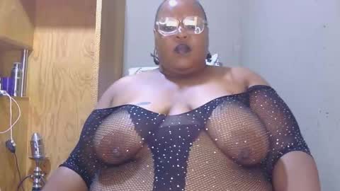 XSEXYBBW69 online show from 12.19.25